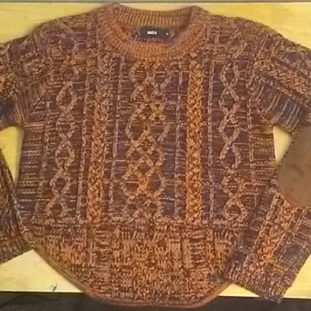 "Uniq" Brown/Black Belly Top Sweater